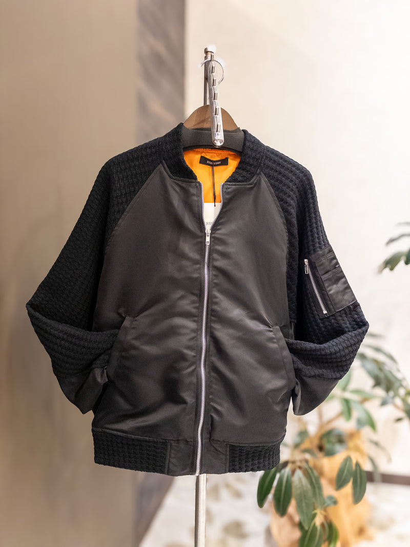TOPS & OUTERWEAR